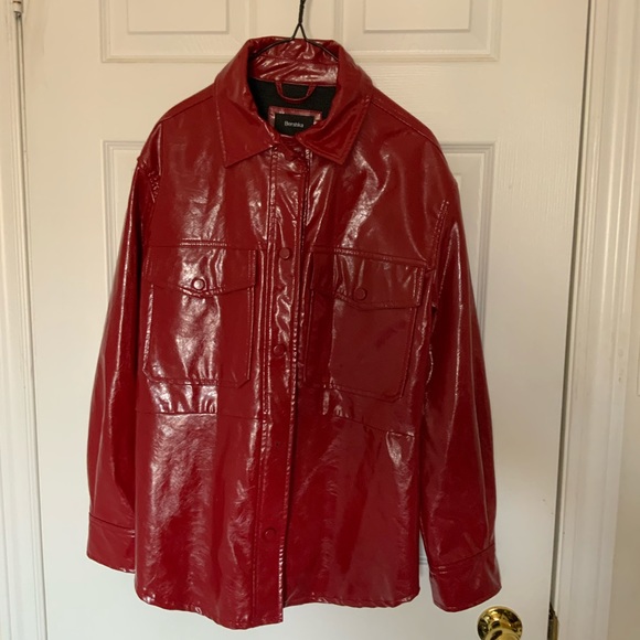 Beautiful vibrant bright BERSHKA red jacket FAUX LEATHER - Picture 3 of 7